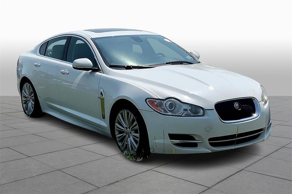 2011 JAGUAR XF