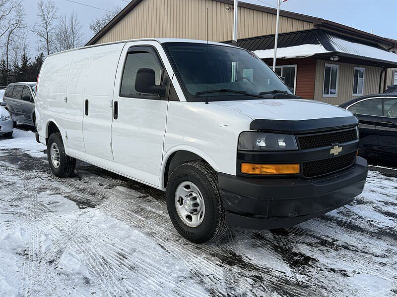 2021 CHEVROLET Express