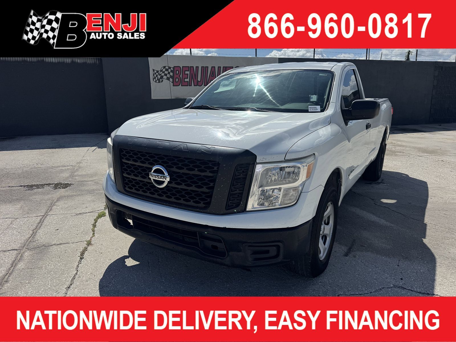 2017 NISSAN Titan