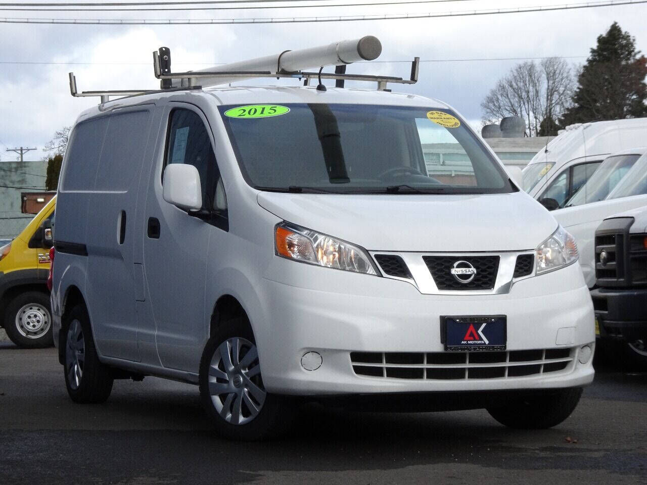 2015 NISSAN NV200