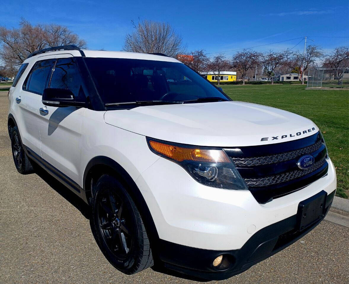 2014 FORD Explorer