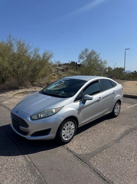 2015 FORD Fiesta
