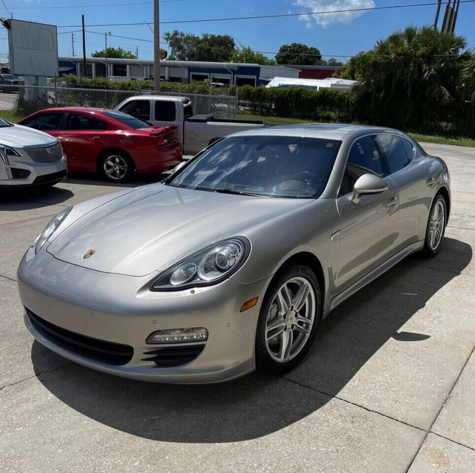 2012 PORSCHE Panamera
