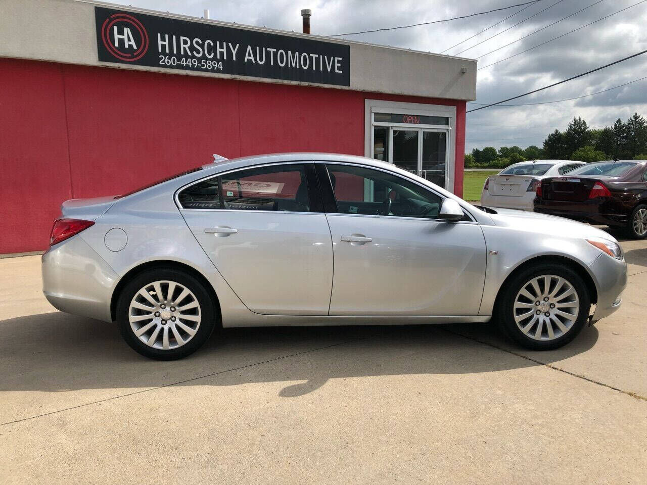 2011 BUICK Regal