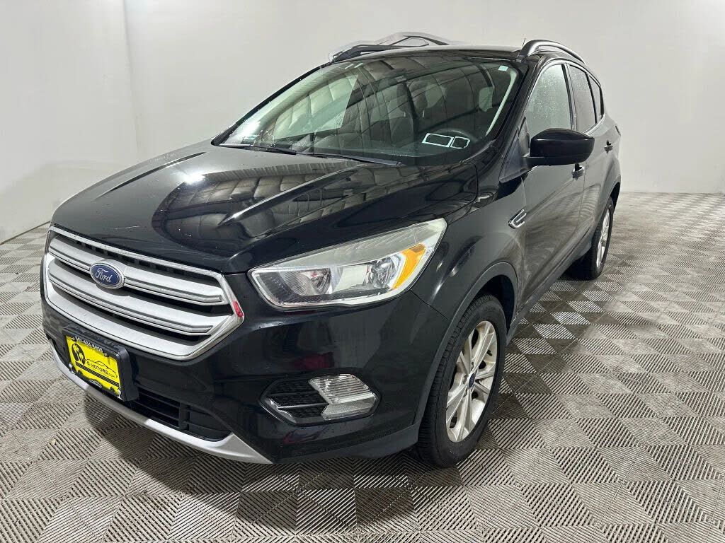2018 FORD Escape