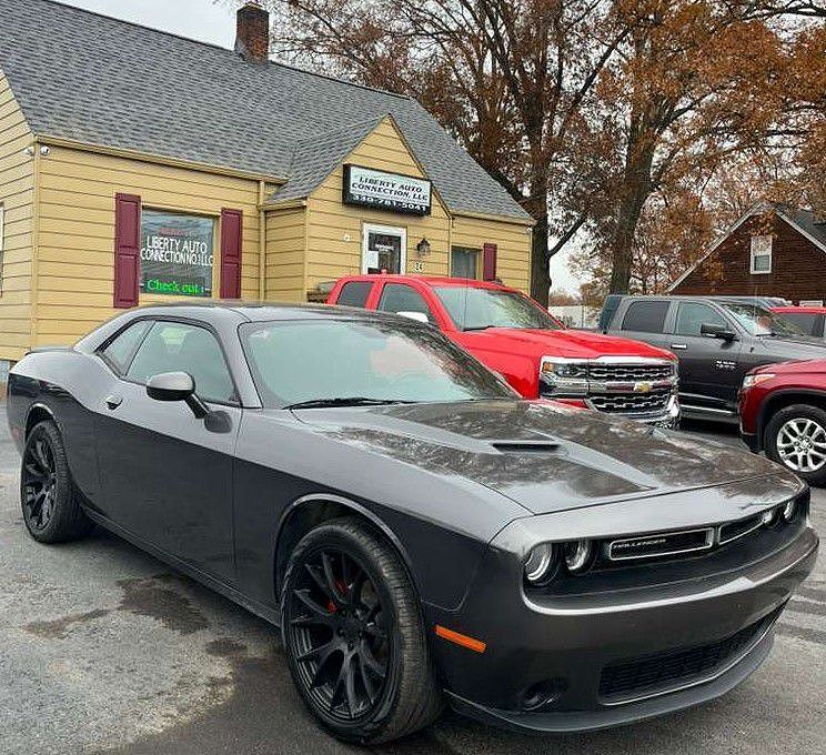 2019 DODGE Challenger