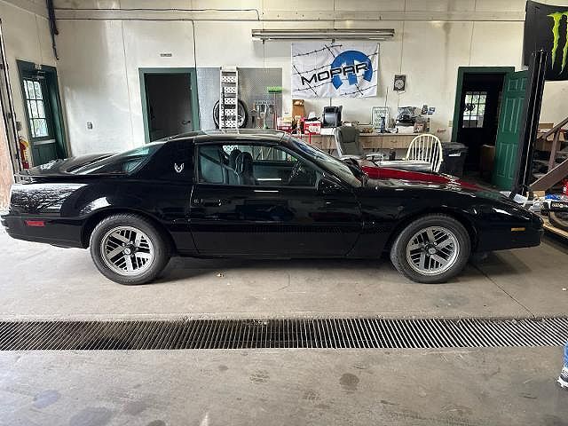 Pontiac Firebird