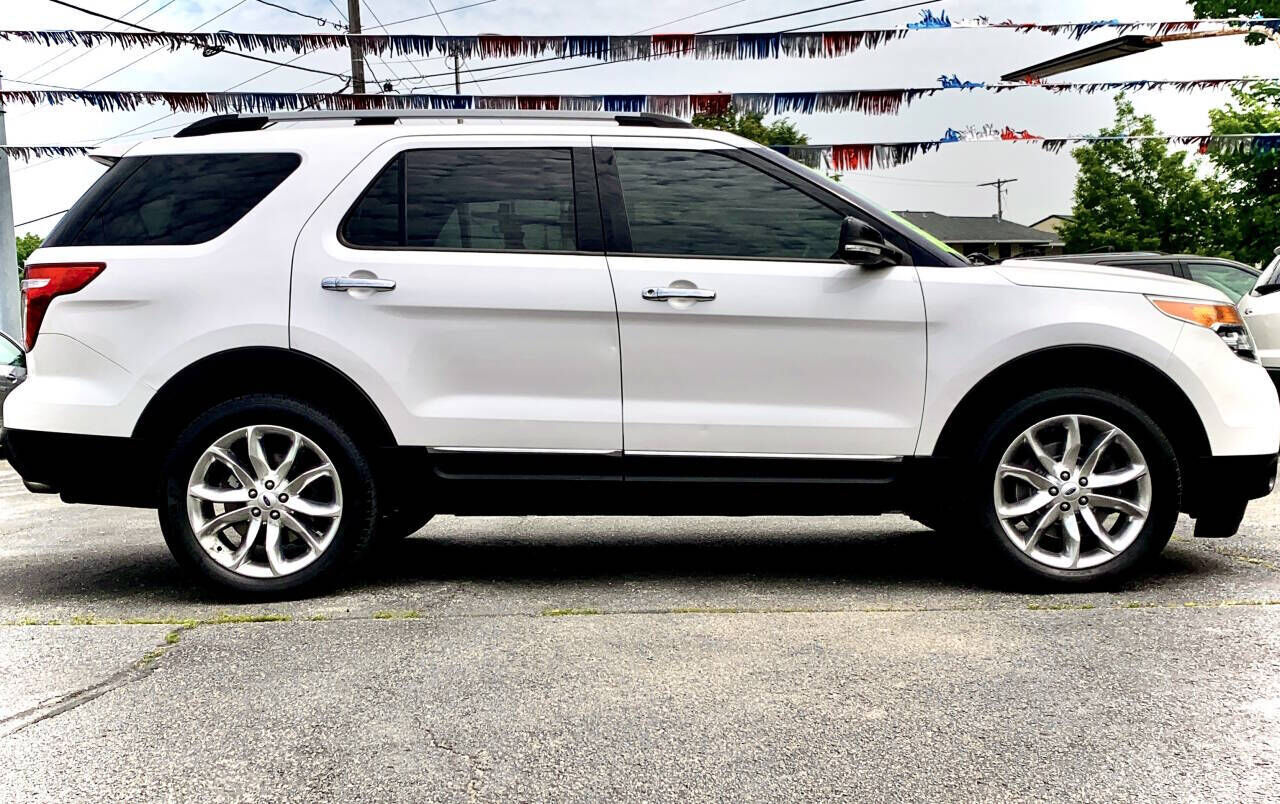 2014 FORD Explorer