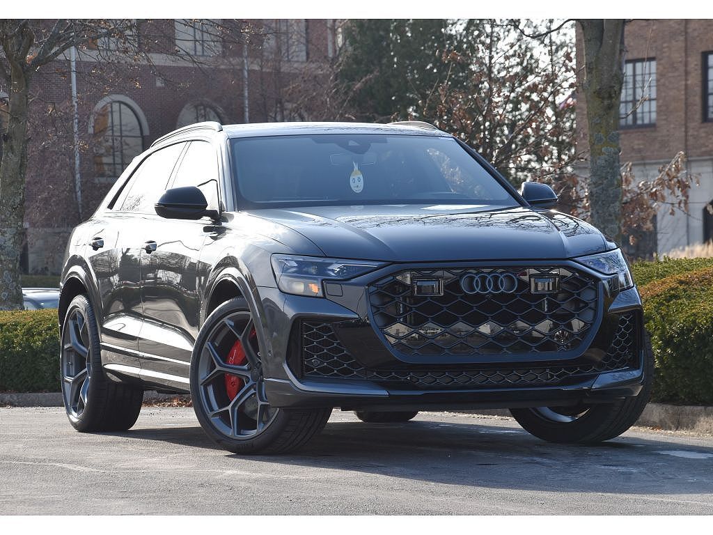 2026 AUDI RS Q8