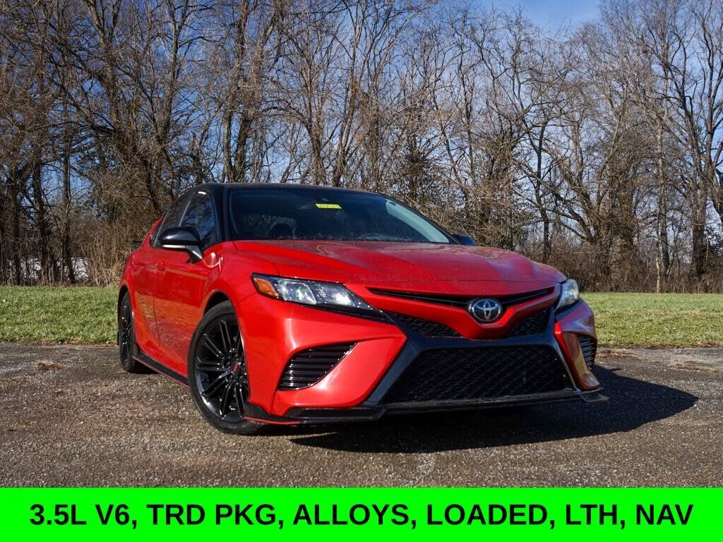 2020 TOYOTA Camry
