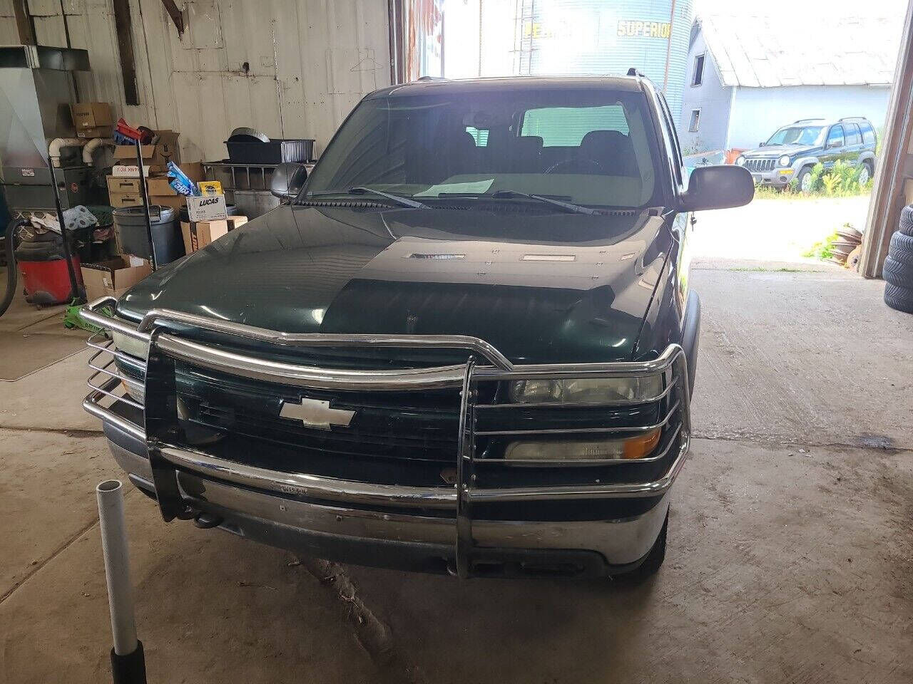 2004 CHEVROLET Suburban