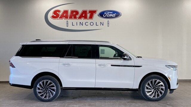 2025 LINCOLN Navigator L