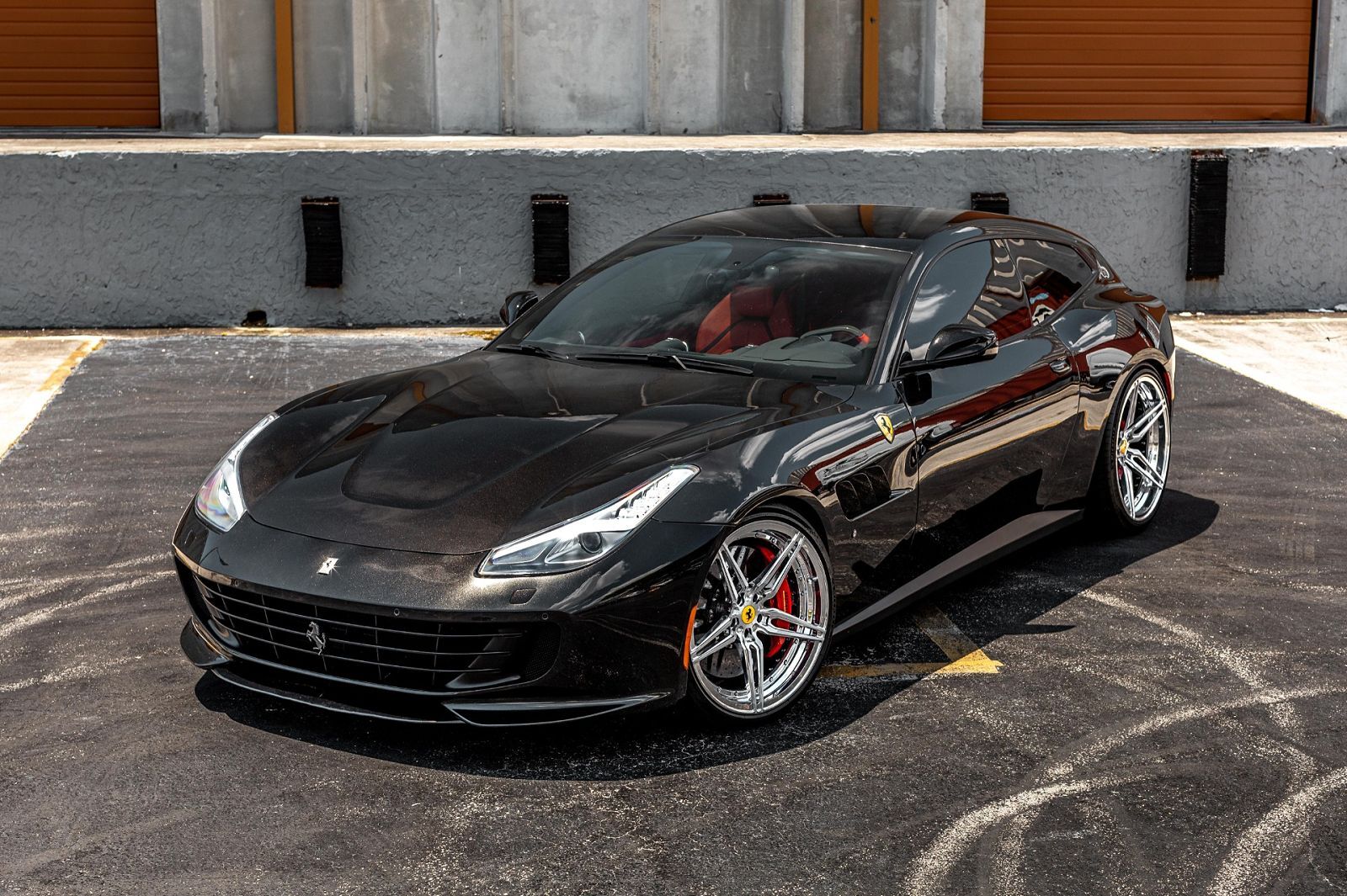 2018 FERRARI GTC4Lusso