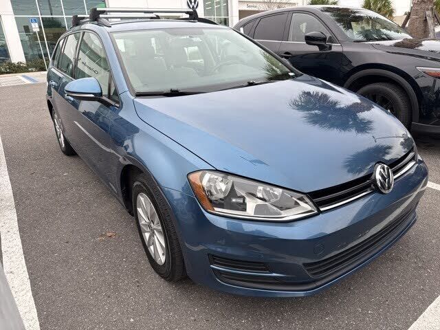 2016 VOLKSWAGEN Golf SportWagen
