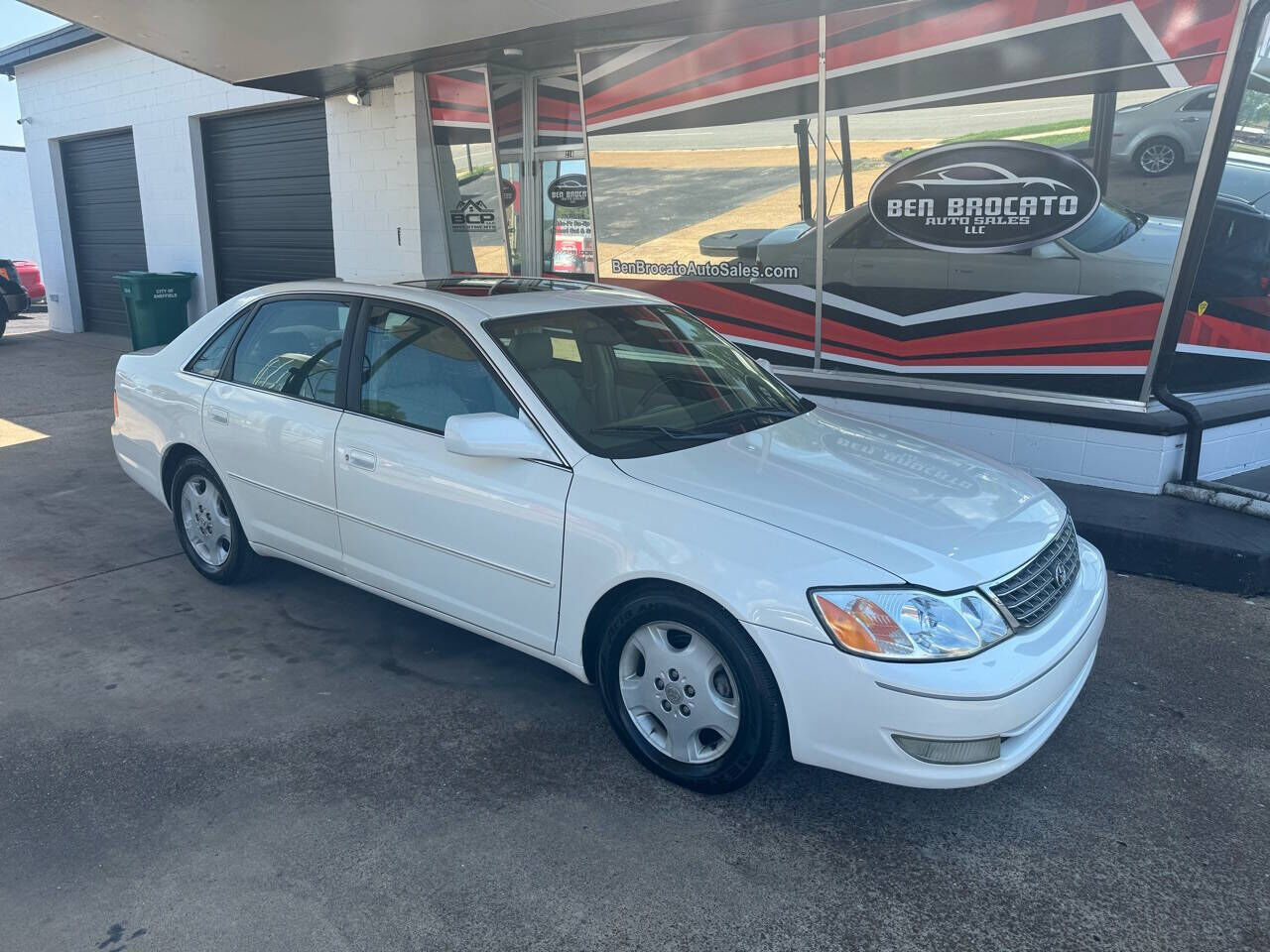 2003 TOYOTA Avalon