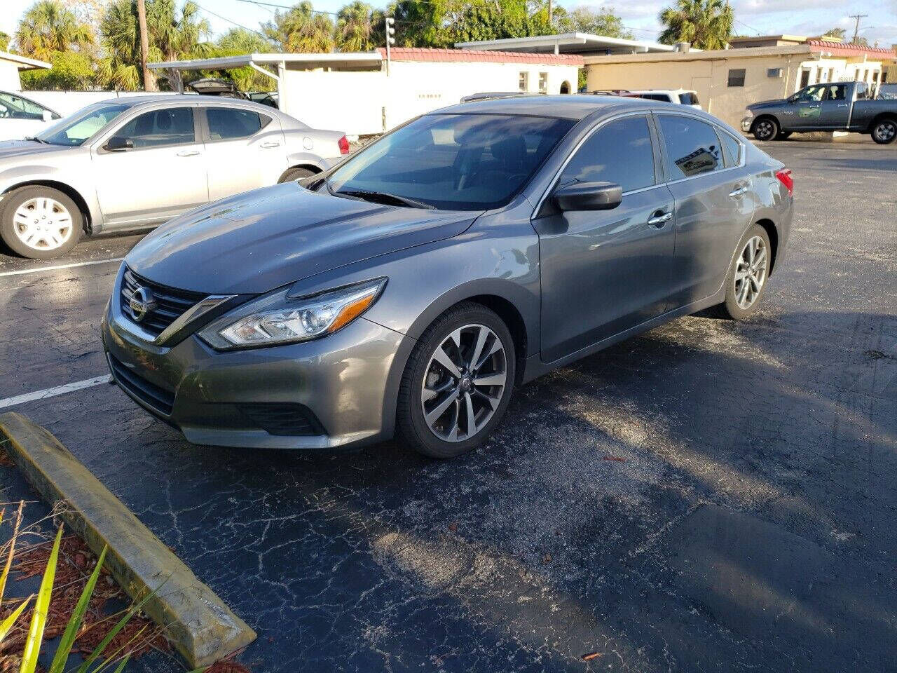 2016 NISSAN Altima