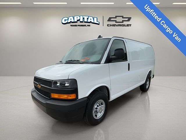 2025 CHEVROLET Express