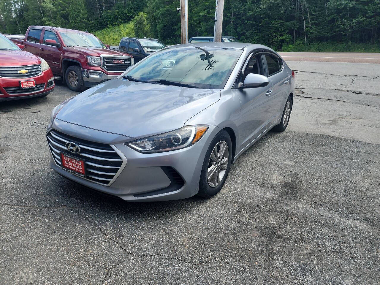2017 HYUNDAI Elantra