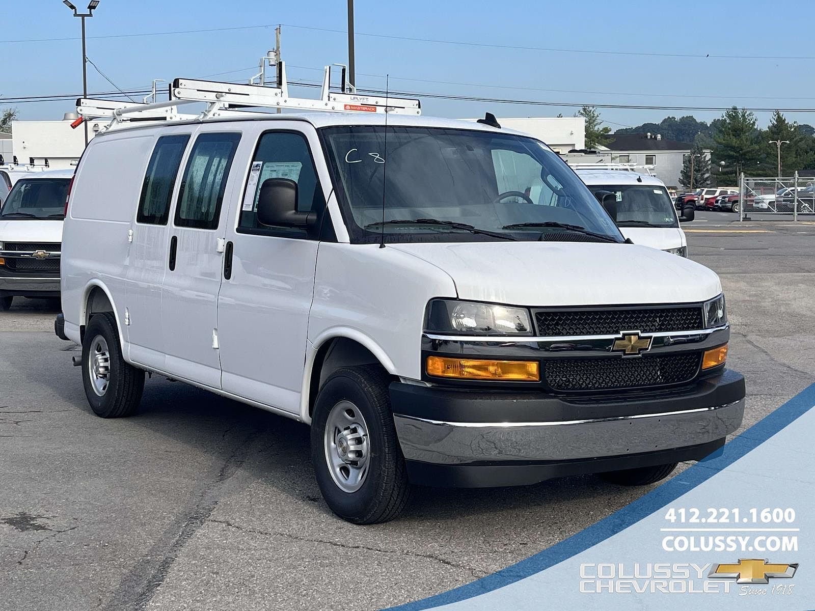 2025 CHEVROLET Express