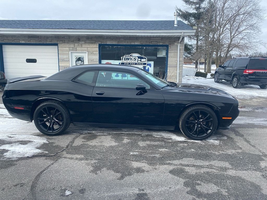 2016 DODGE Challenger