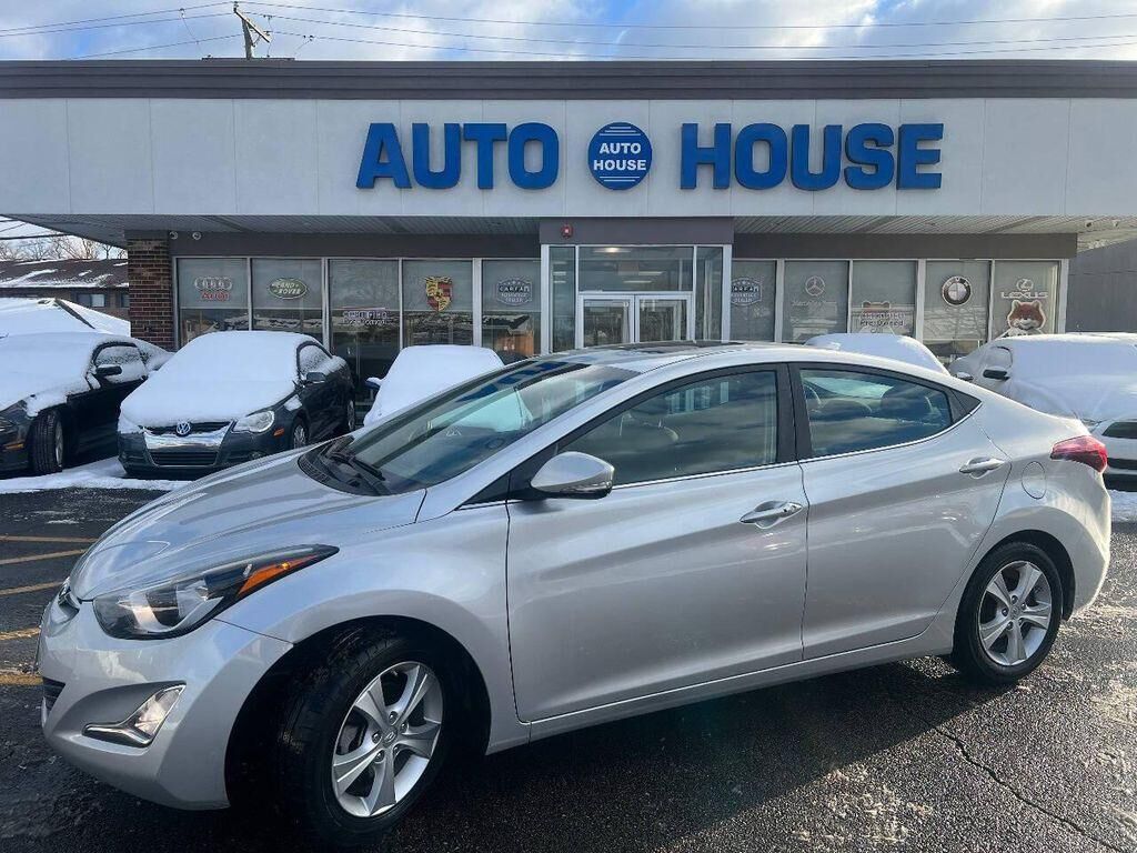 2016 HYUNDAI Elantra