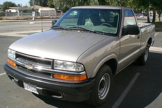 2001 CHEVROLET S-10 Pickup