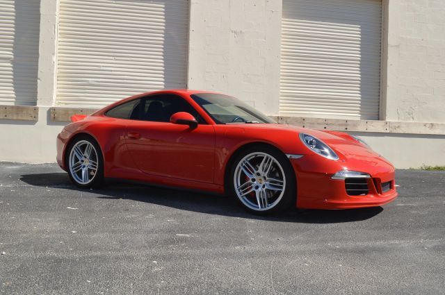 2013 PORSCHE 911