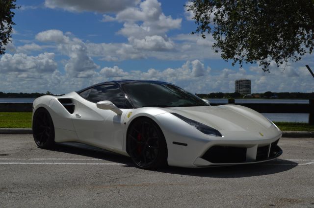 2016 FERRARI 488 GTB