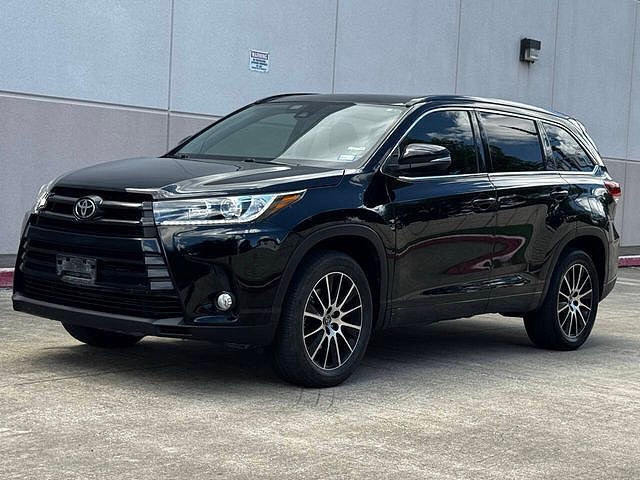 2018 TOYOTA Highlander