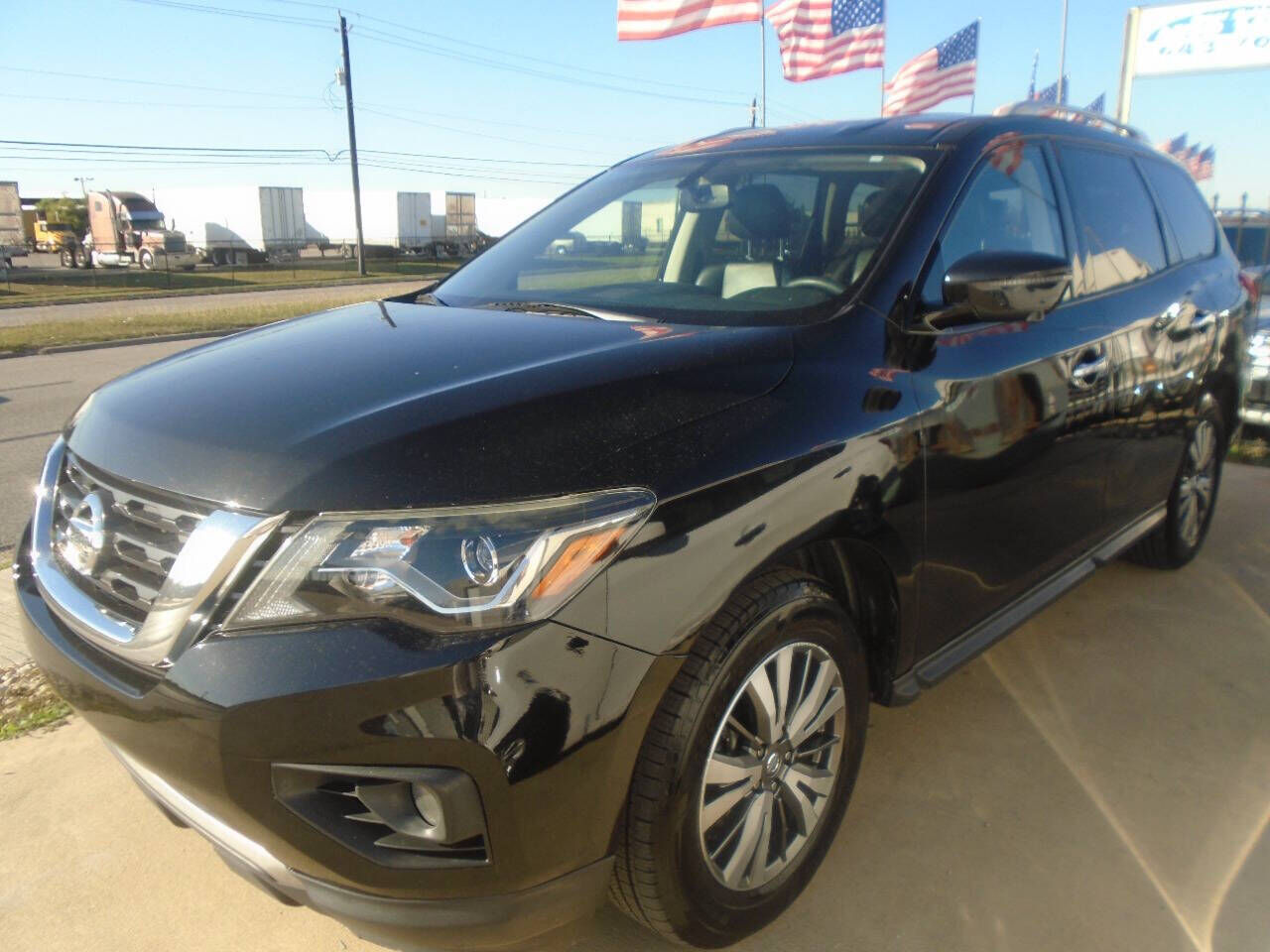 2020 NISSAN Pathfinder