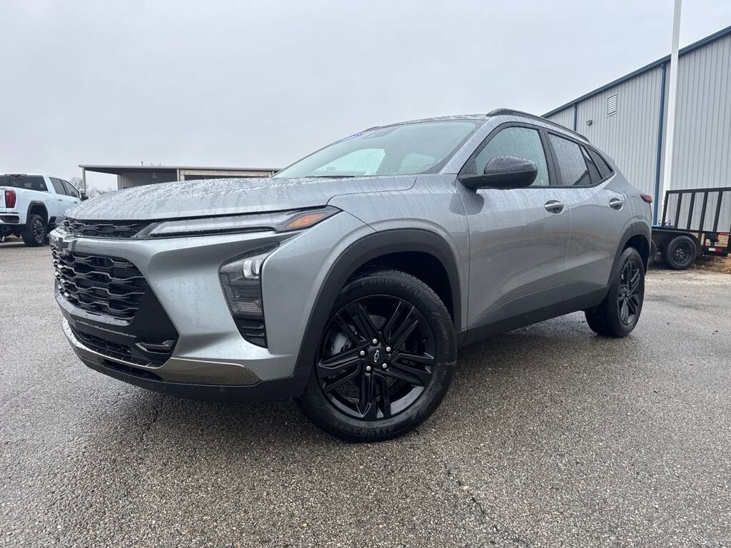 2026 CHEVROLET Trax