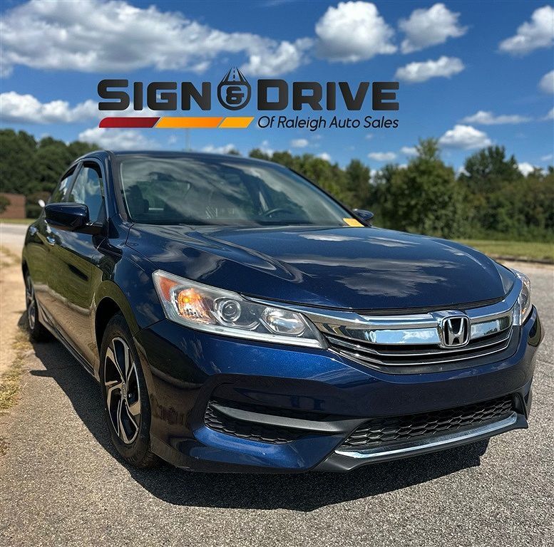 2017 HONDA Accord