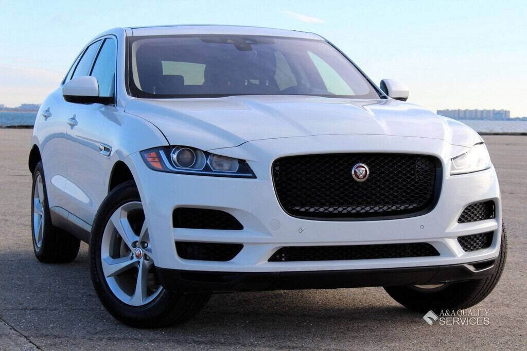 2019 JAGUAR F-Pace