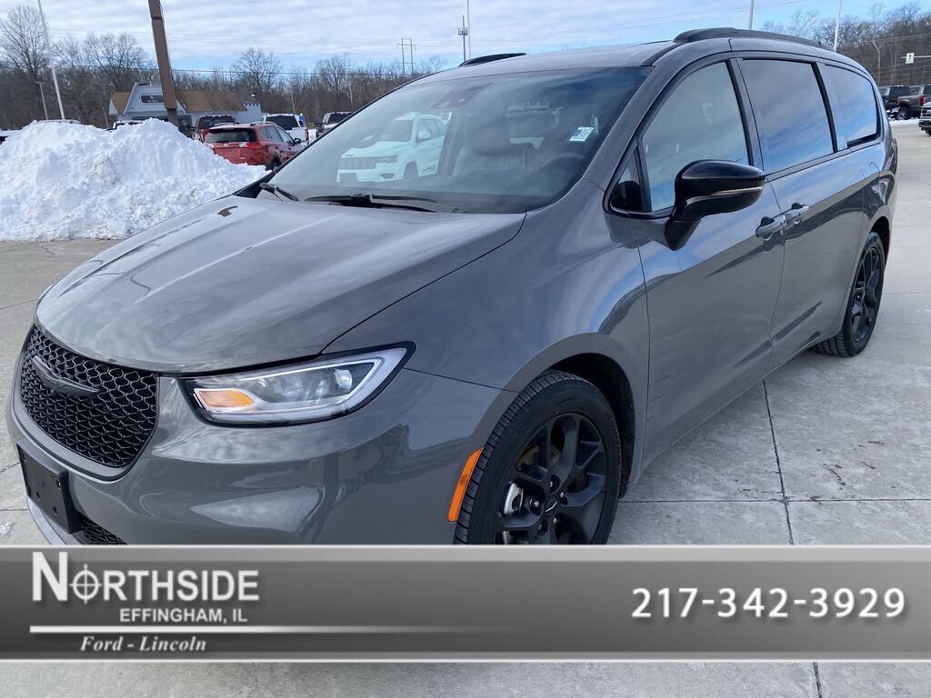 2025 CHRYSLER Pacifica