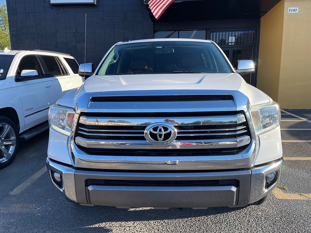 2017 TOYOTA Tundra