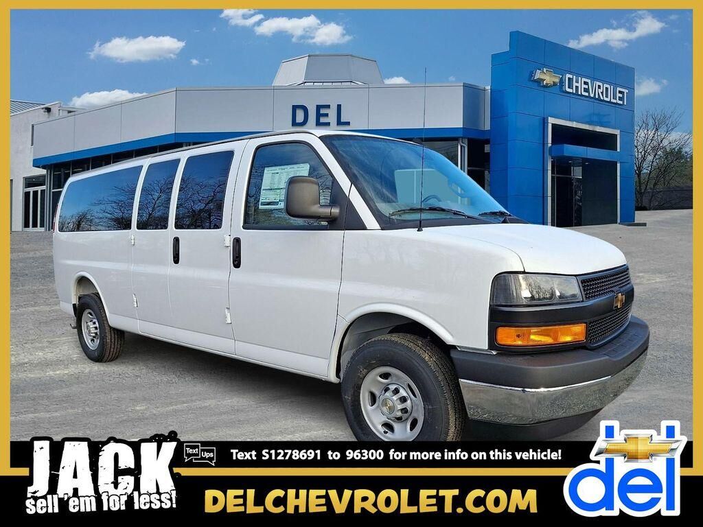 2025 CHEVROLET Express