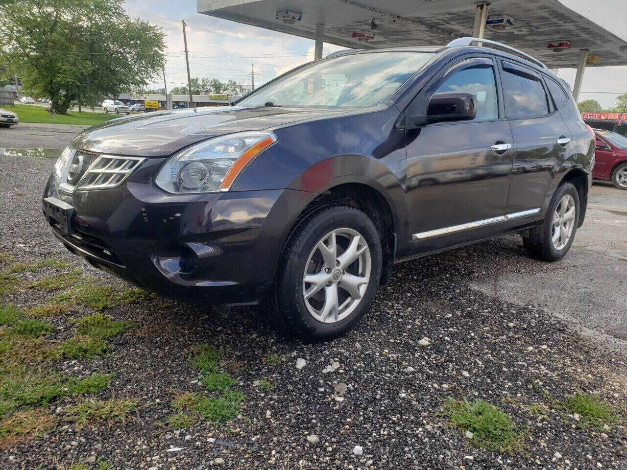 2011 NISSAN Rogue