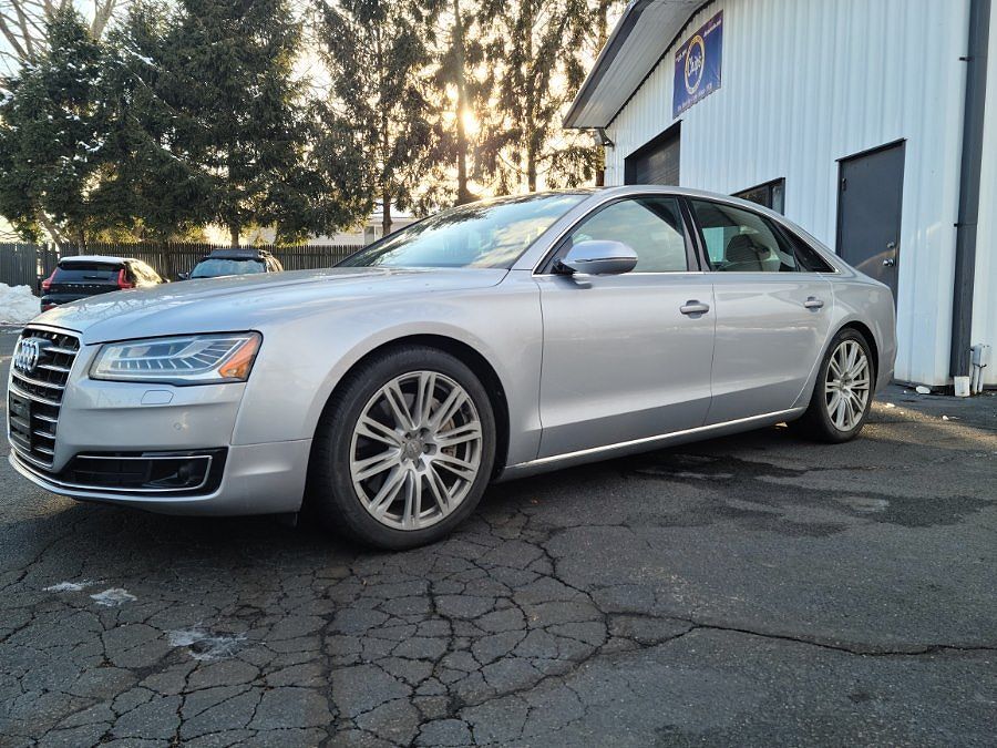 2015 AUDI A8