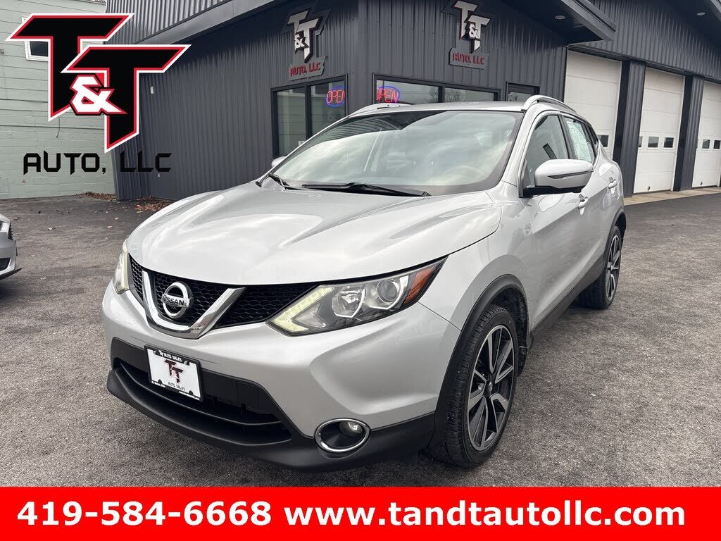 2017 NISSAN Rogue