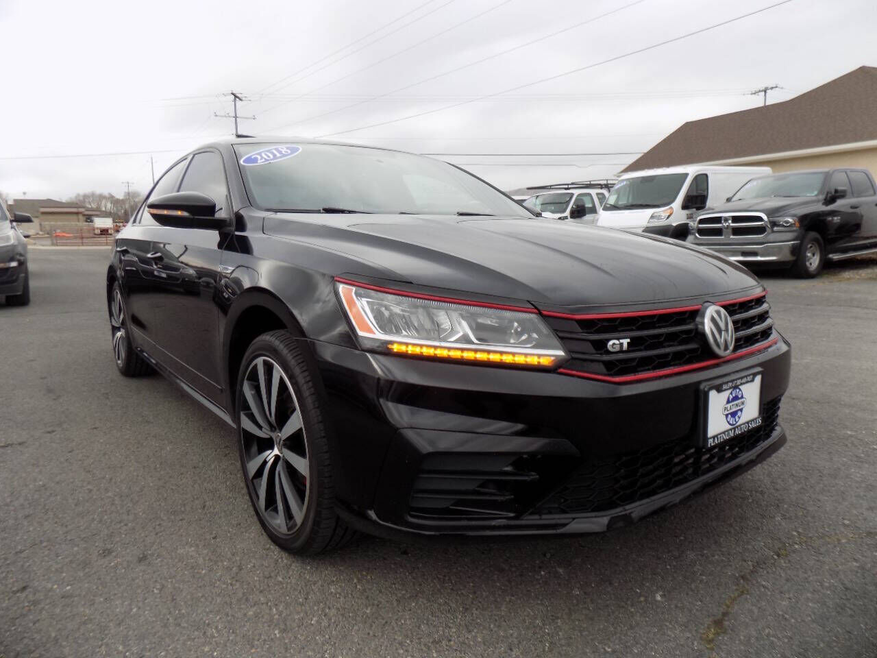 2018 VOLKSWAGEN Passat