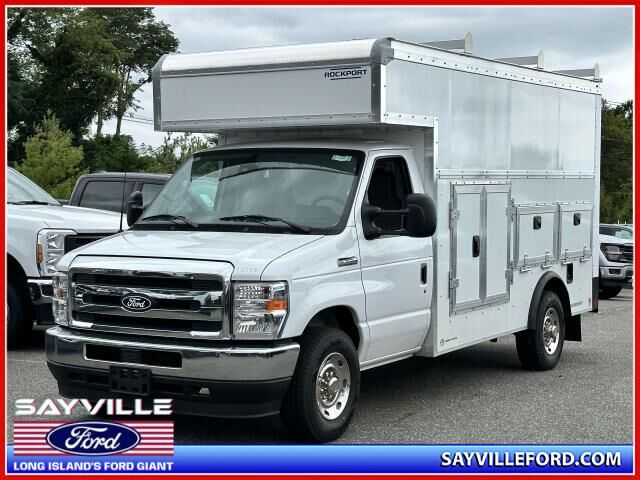 2026 FORD E-350