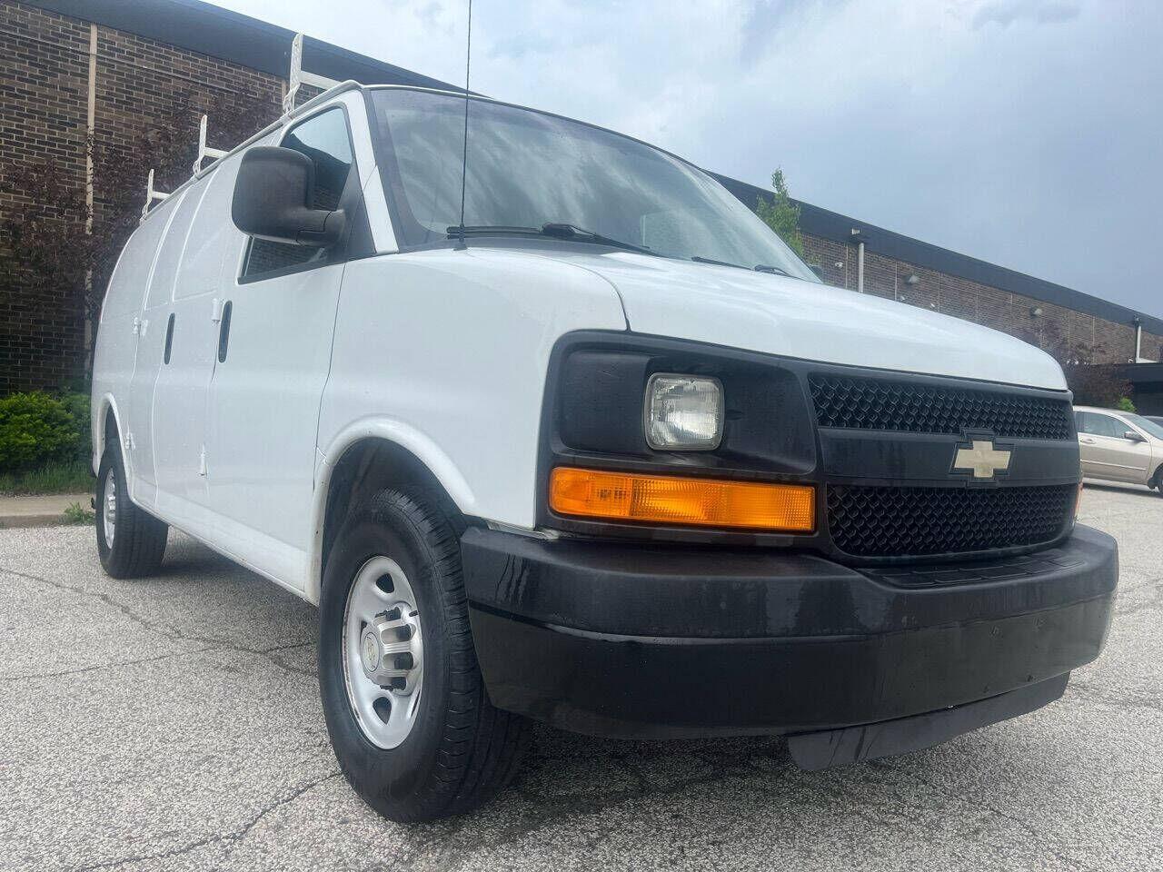 2011 CHEVROLET Express
