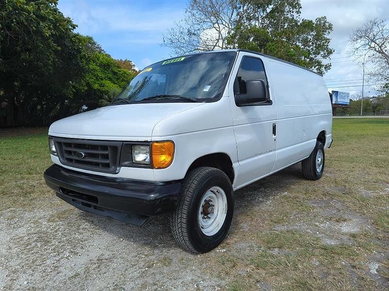 2005 FORD E-350