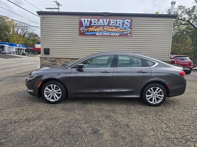 2016 CHRYSLER 200