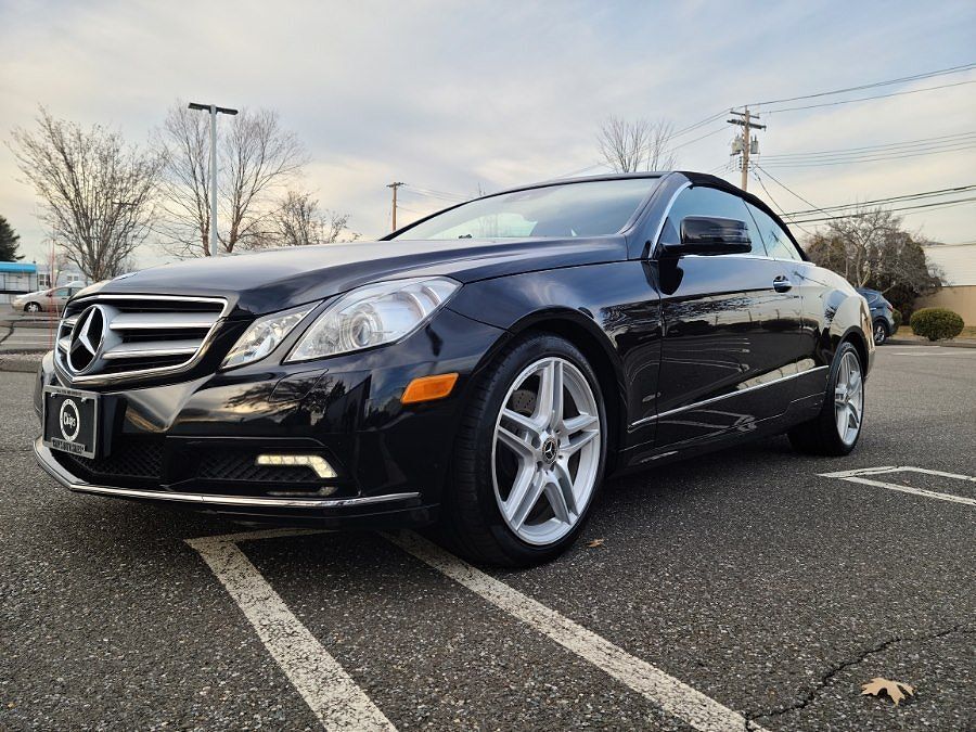 2011 MERCEDES-BENZ E-Class