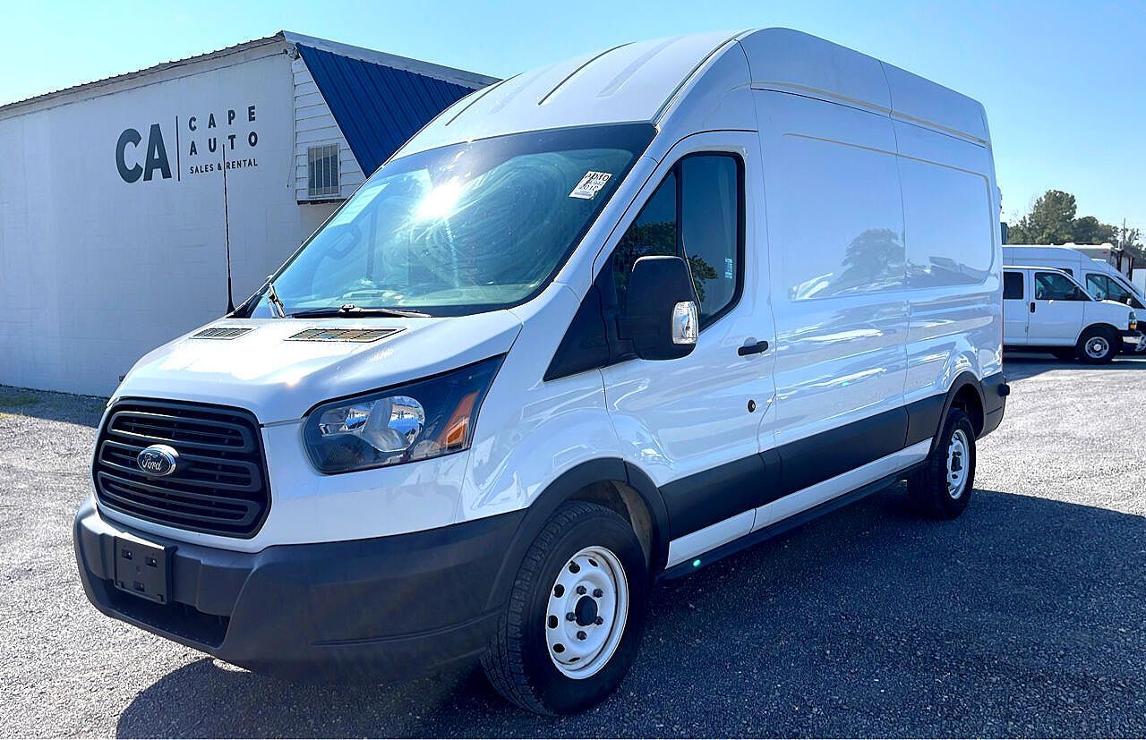 2018 FORD Transit