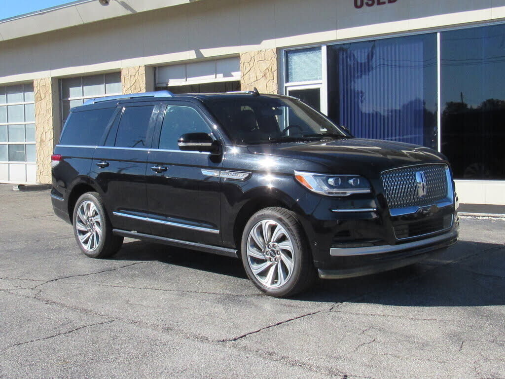 2023 LINCOLN Navigator
