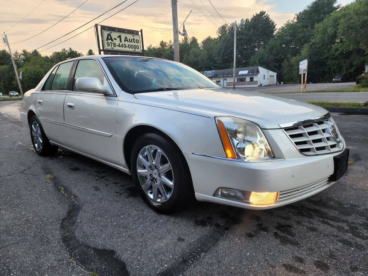 2011 CADILLAC DTS
