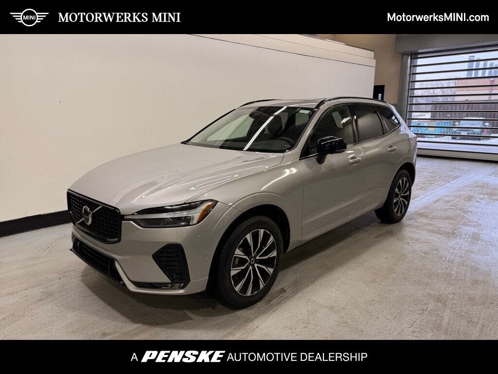 2025 VOLVO XC60