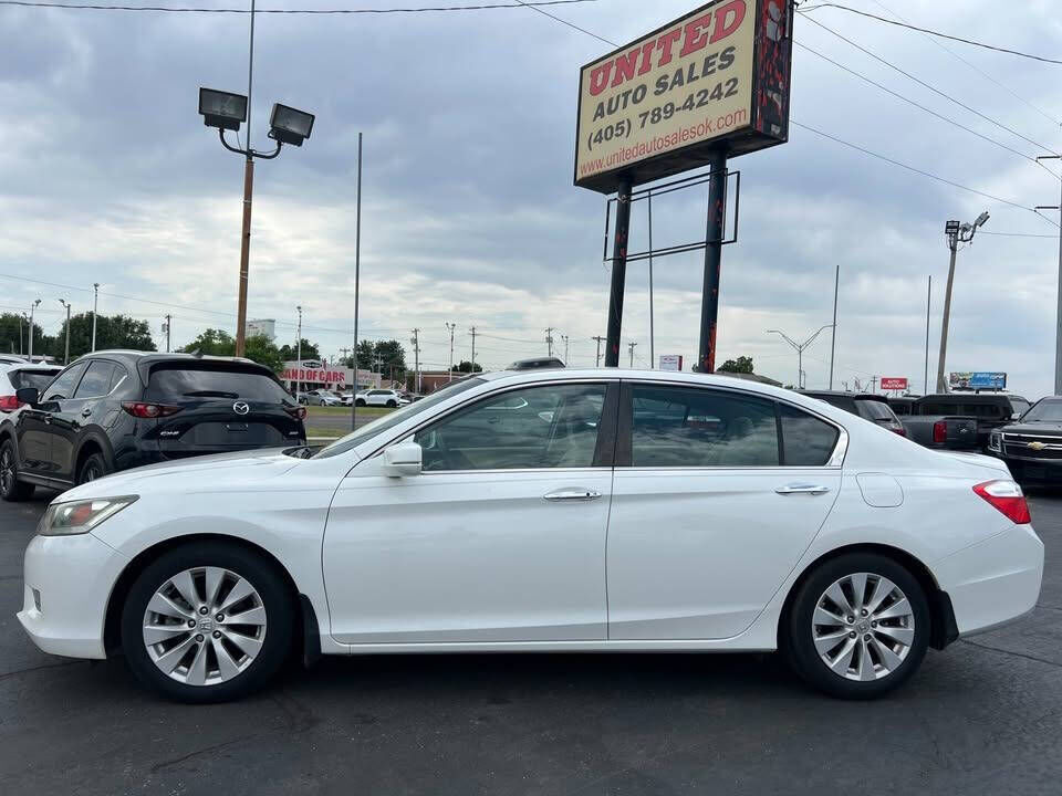 2013 HONDA Accord